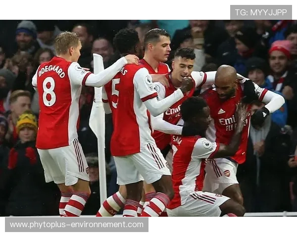 纳格尔斯曼战术体系解析:高位逼抢与快速转换的攻防逻辑