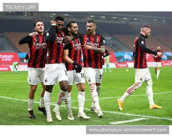 AC米兰阵容问题藏不住了:不是没潜力,而是成熟度撑不起野心 AC米兰阵容问题藏不住了:不是没潜力,而是成熟度撑不起野心