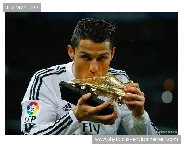 莱万多夫斯基关键战决定力解析：是否具备顶级巨星成色