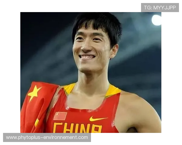 刘翔赛场上飞天，生活里竟这么接地气？我服气！